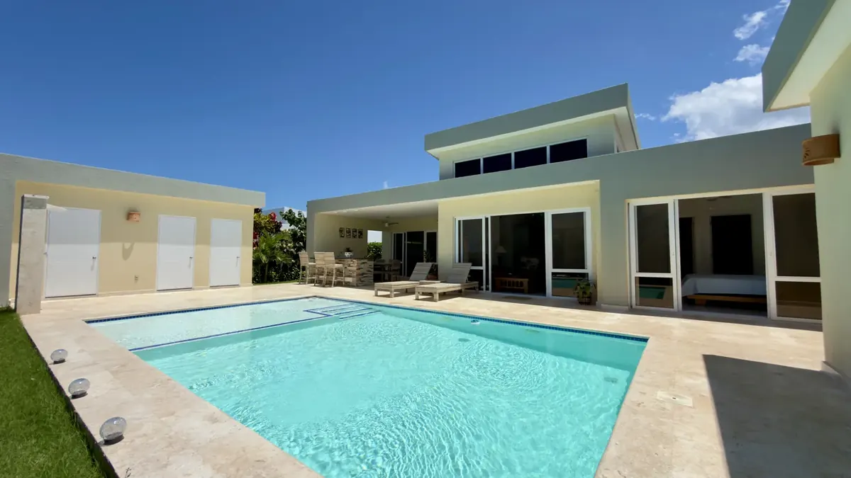 Villa or Apartment? How to Choose Your Stay in Sosúa